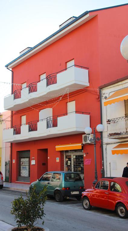 La Postale Bed & Breakfast San Salvo Phòng bức ảnh